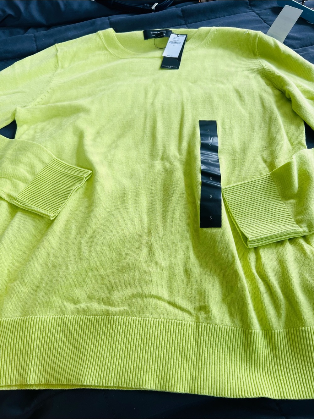 Banana Republic Bright Lime Green Crewneck Sweater